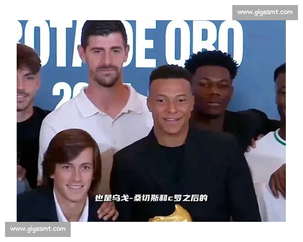 足坛传奇齐聚迈阿密！贝克汉姆温格罗纳尔多巴乔见证世俱杯历史性揭幕战