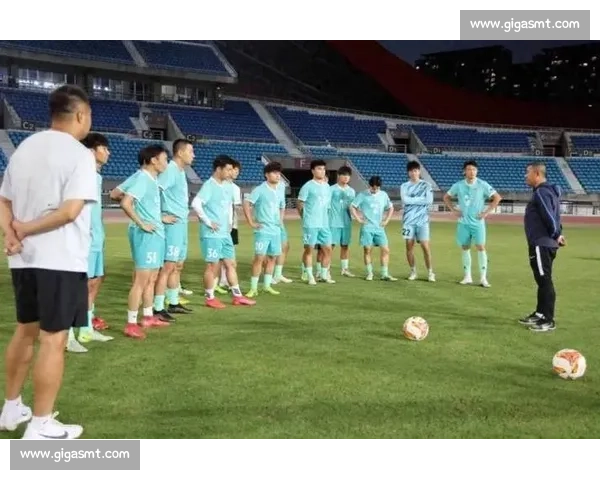 苏超新星张国庆：15 岁小将中考后开启职业集训