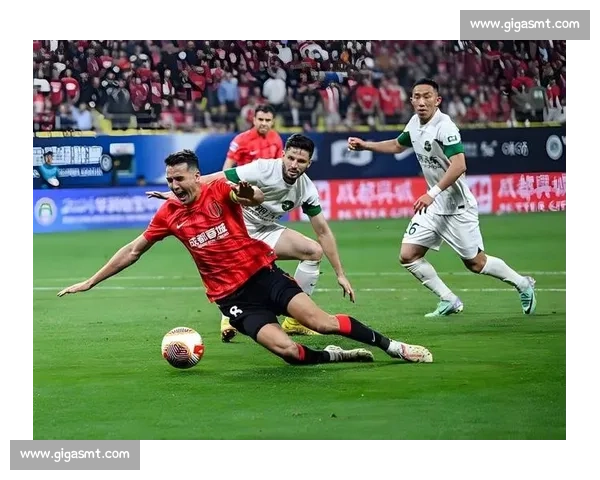 周定洋七连霸领跑！13.2 公里统治跑动榜，武汉三镇双核闪耀