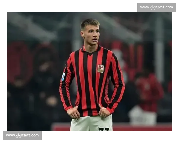 米兰新星卡马尔达租借加盟莱切，米兰保留 400 万欧元反买断权