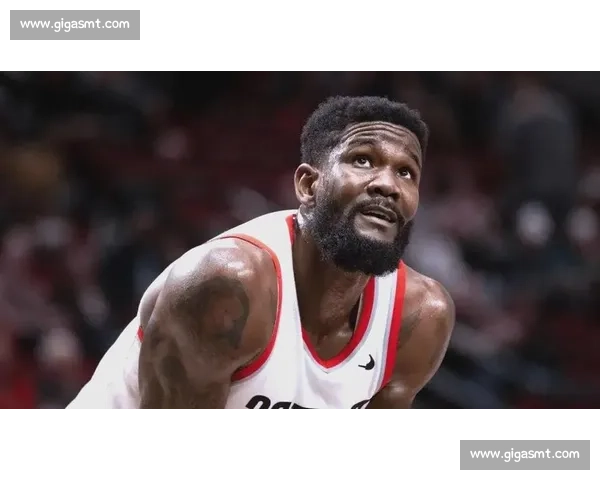 艾顿陨落：迟到、伤病与情绪失控，开拓者无奈买断 3560 万合同